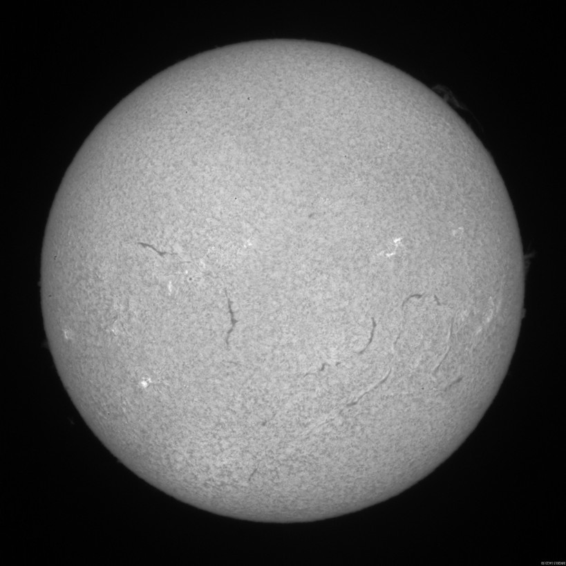 2015 September 8 Sun - mass dissipation from tiny prominence