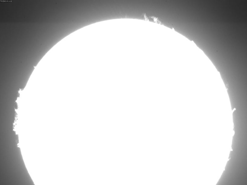 Evolution of AR11861 - 1st day Prominences
