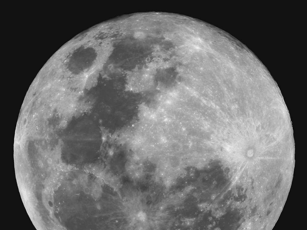 20080122 UT 19:18 Moon Age 15