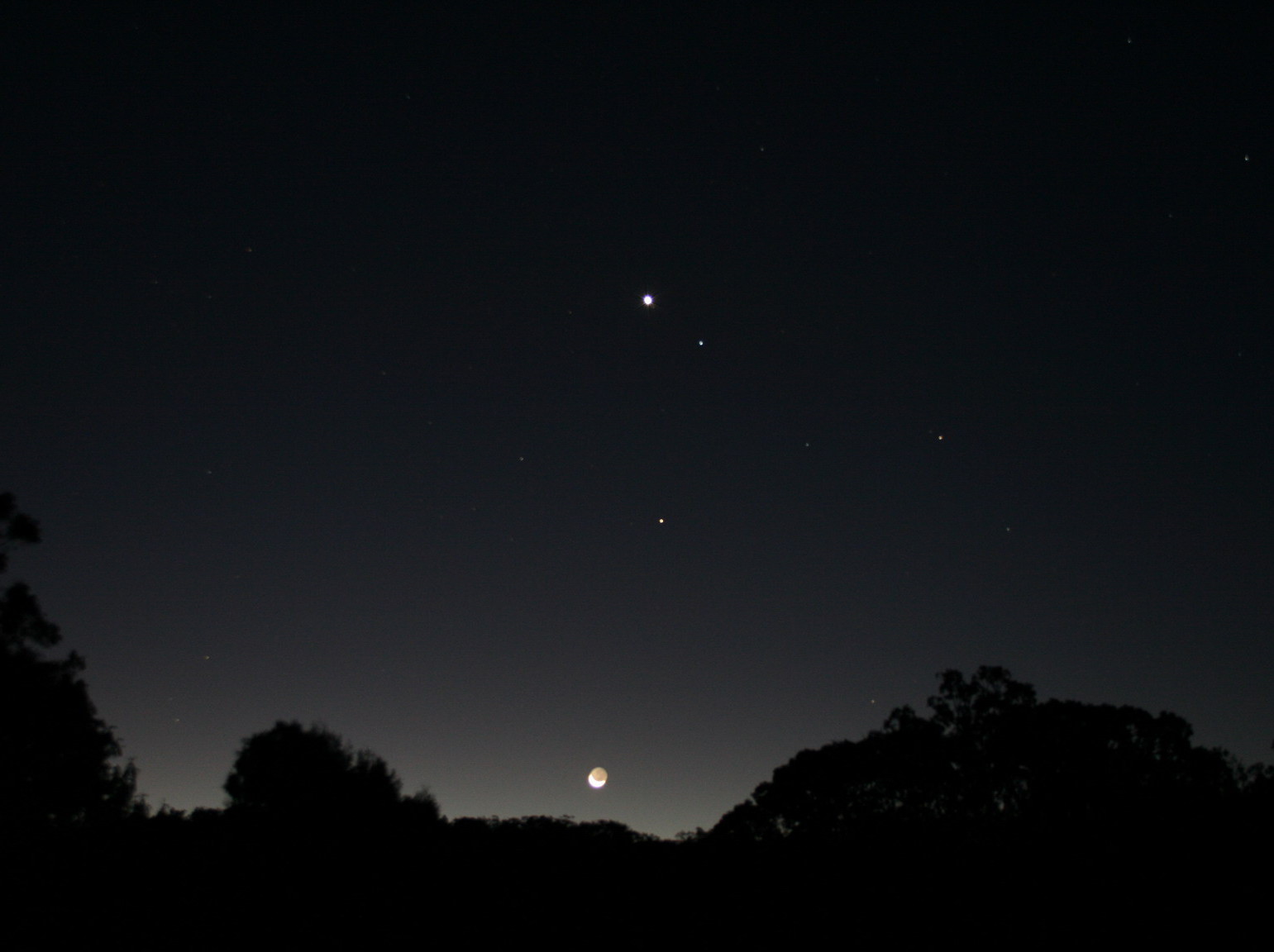 金星合月攝於澳洲