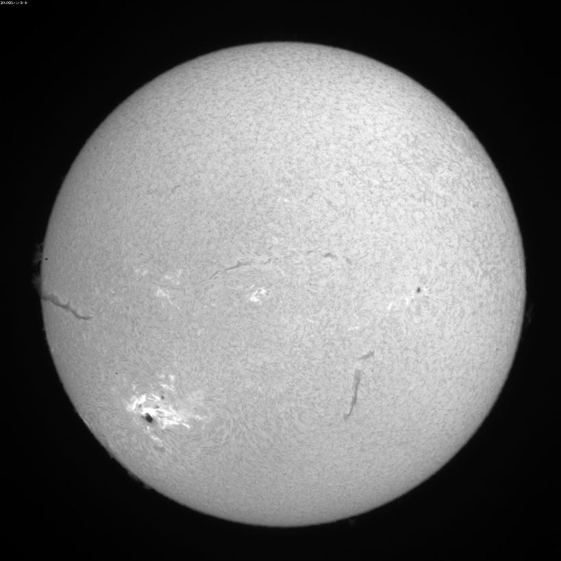 2014 Oct 20 Sun - AR12192 continues to develop