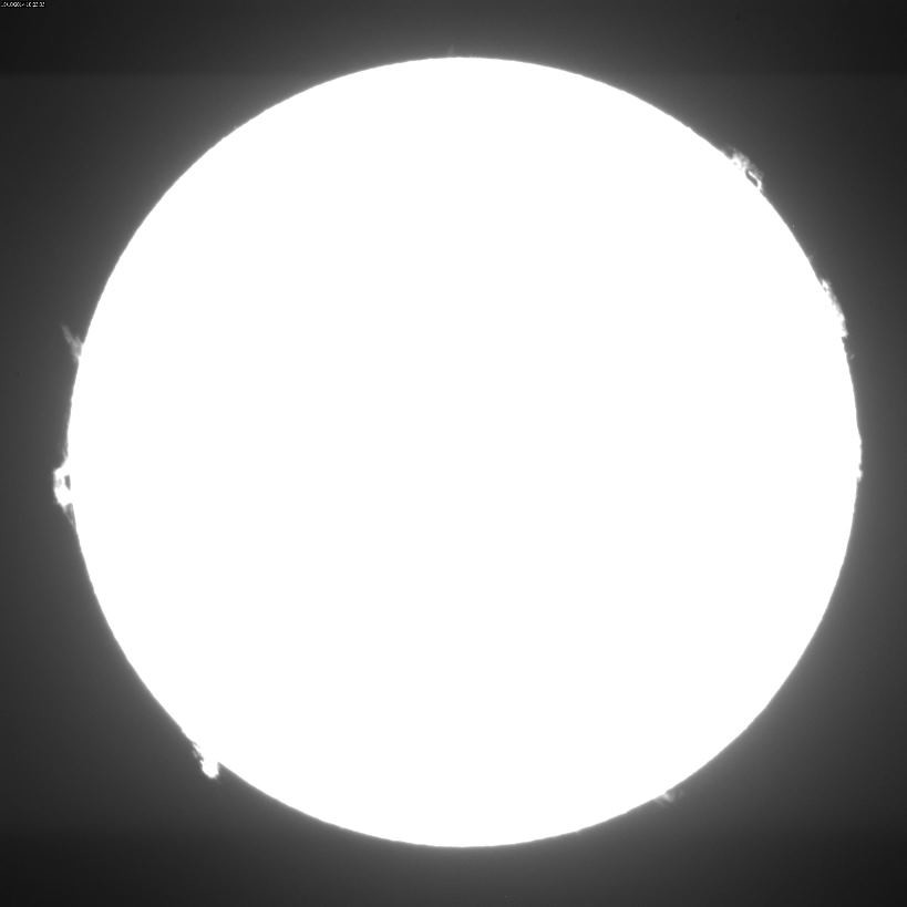 2014 Oct 18 Sun - AR12192 eruptio